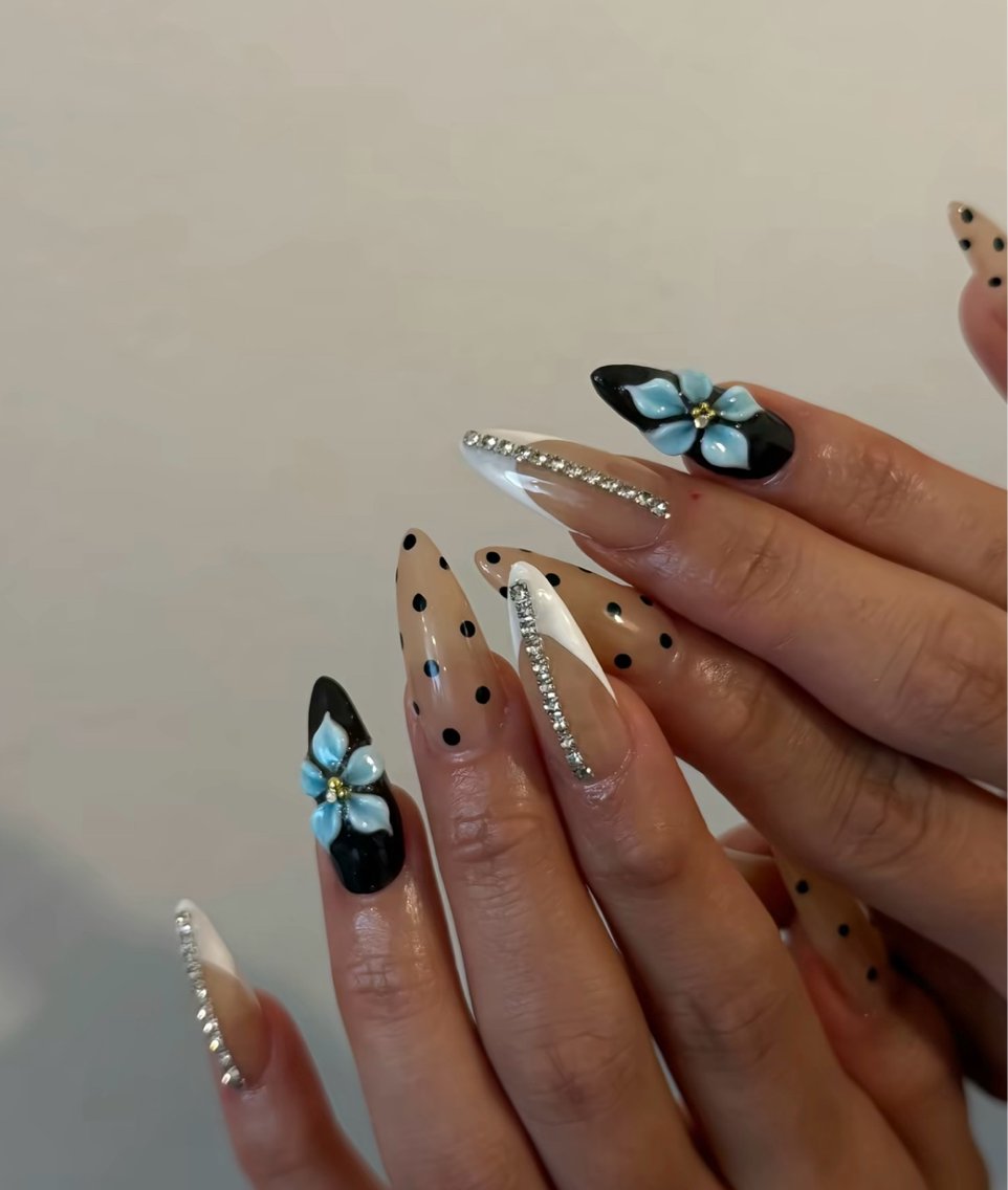 ネイル ハンドネイル NiJi Nailsのネイルデザイン