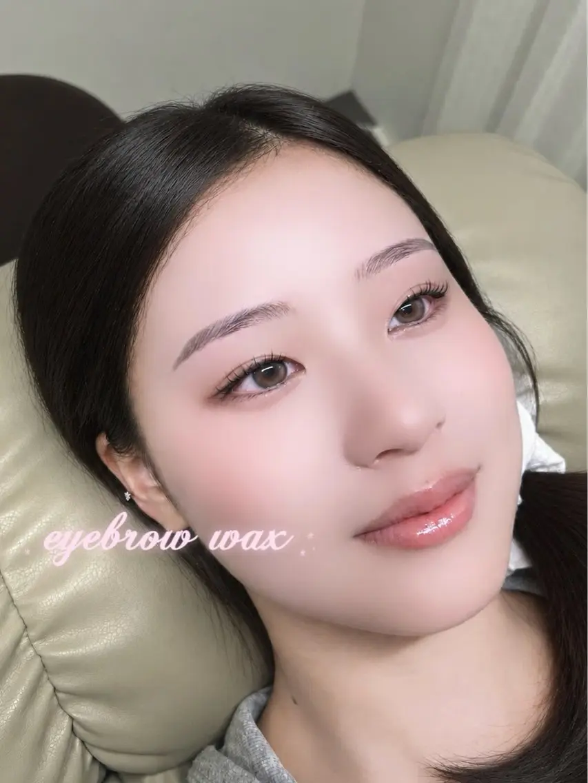 パーソナルアイブロウ【眉ワックス+眉カット】間引きありの写真