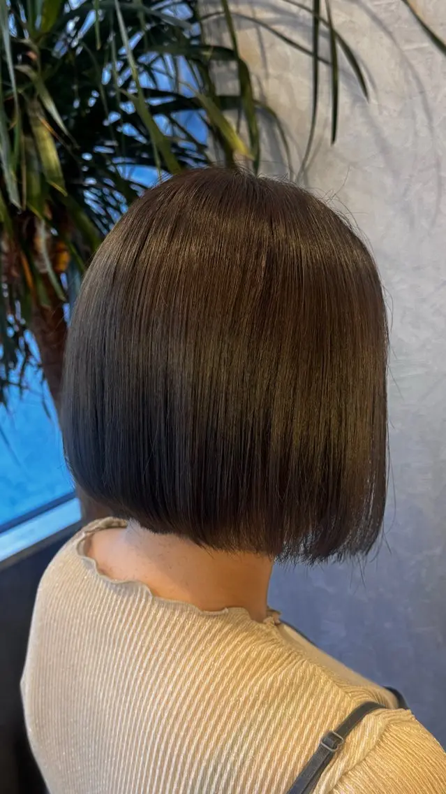 ショート ボブ カット ヘアカラー 佐藤 りんのヘアスタイル