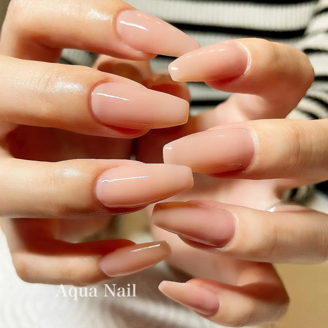 ネイル アートネイル ピンク ピンクベージュ シンプルネイル ハンドネイル フットネイル AQUA NAILのネイルデザイン