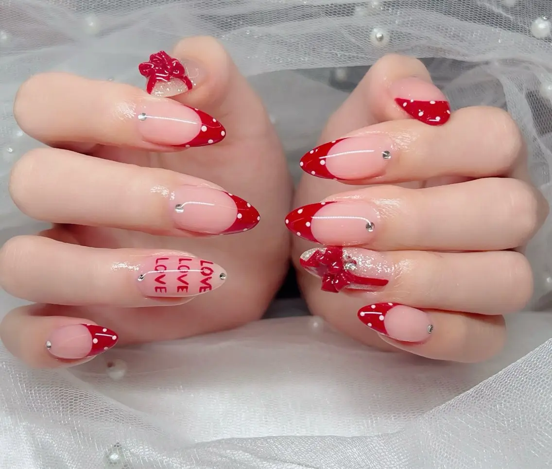 ネイル ハンドネイル 🎀PG🩵 ネイルサロンのネイルデザイン