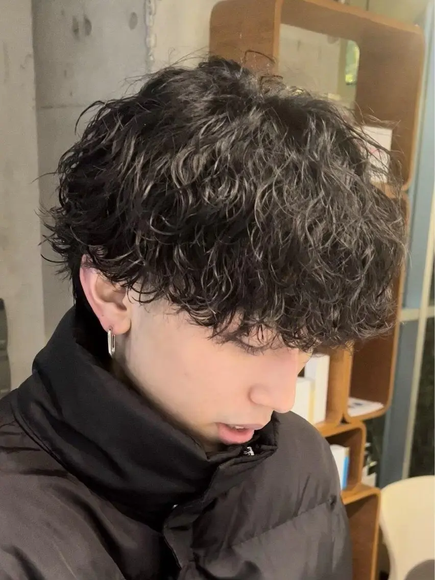 パーマ メンズ 室谷 柚羽のヘアスタイル