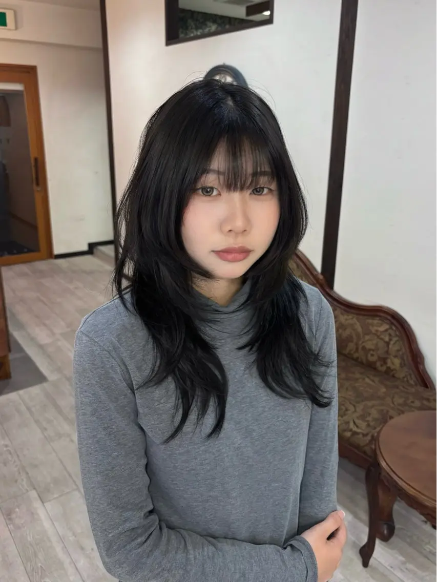 ロング カラー くびれヘア ハッシュカット 韓国風ヘア レイヤーカット カット ヘアカラー トリートメント &.越冨 レイヤー/ 顔周り特化/髪質改善のヘアスタイル