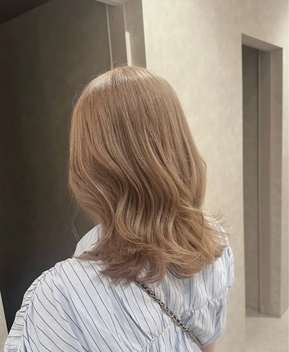 ミディアム カット ヘアカラー トリートメント ITbyALBUM 中野/まどかのヘアスタイル