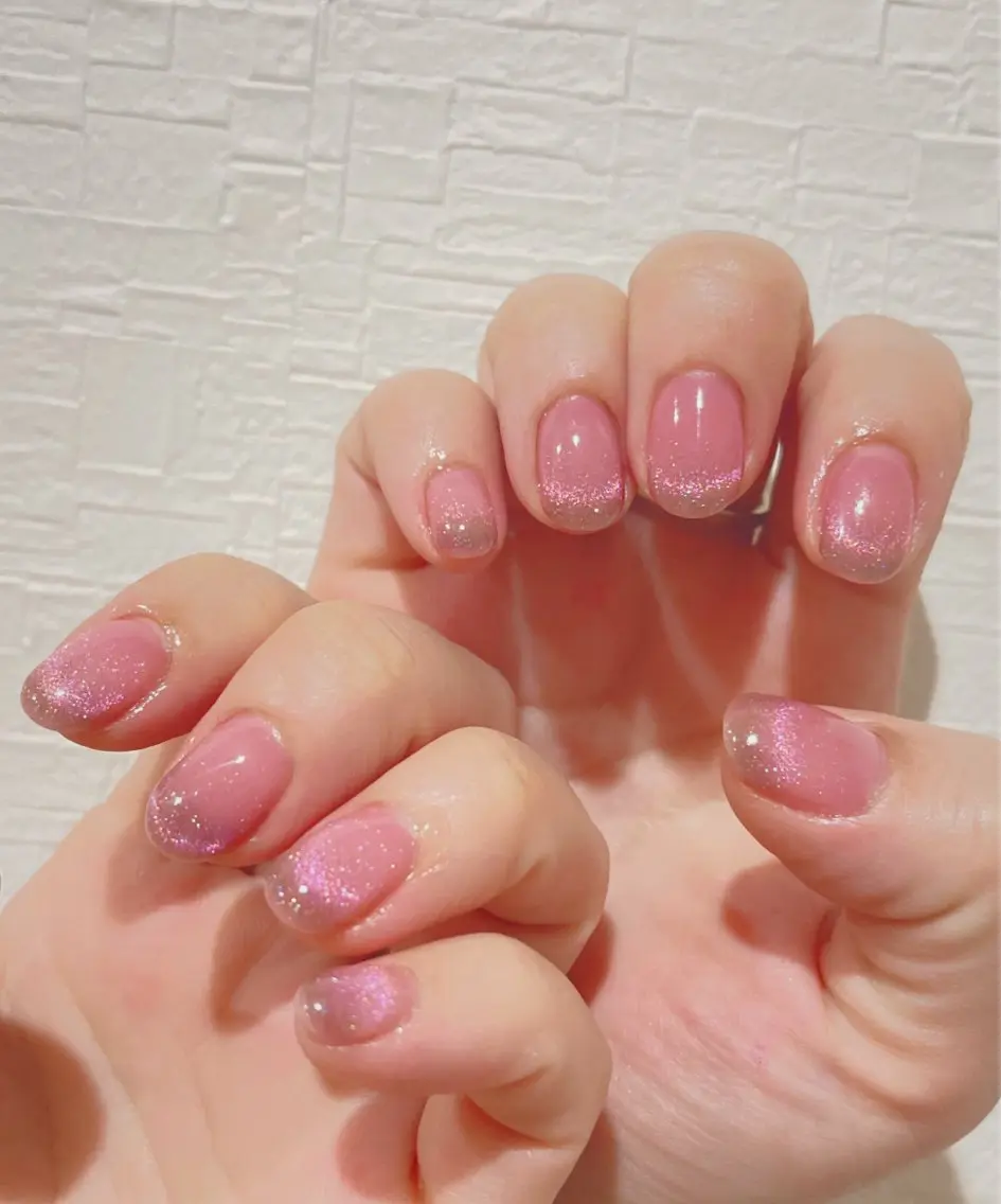 ネイル オーロラネイル 長さ出し フットネイル 韓国ネイル ラメ(グリッター) ハンドネイル 👍thumbs up nail👍のネイルデザイン