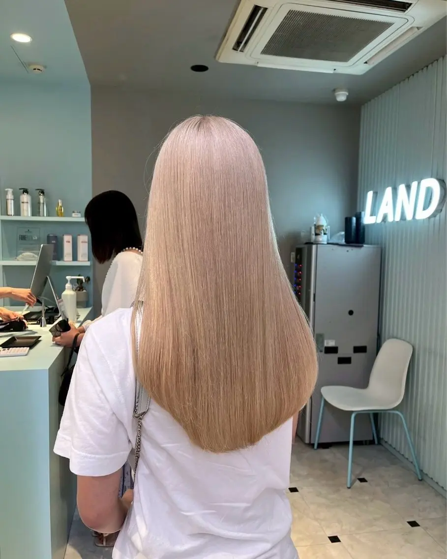ロング ヘアカラー ツヤ髪ハイトーン💖 💫Hikaru💫のヘアスタイル