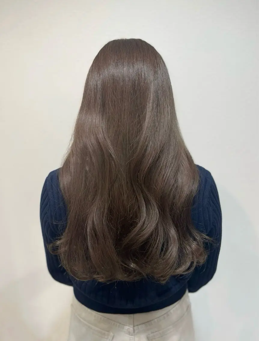 ロング カット ヘアカラー トリートメント 透明感カラー／ 艶感カラー／RAMUのヘアスタイル