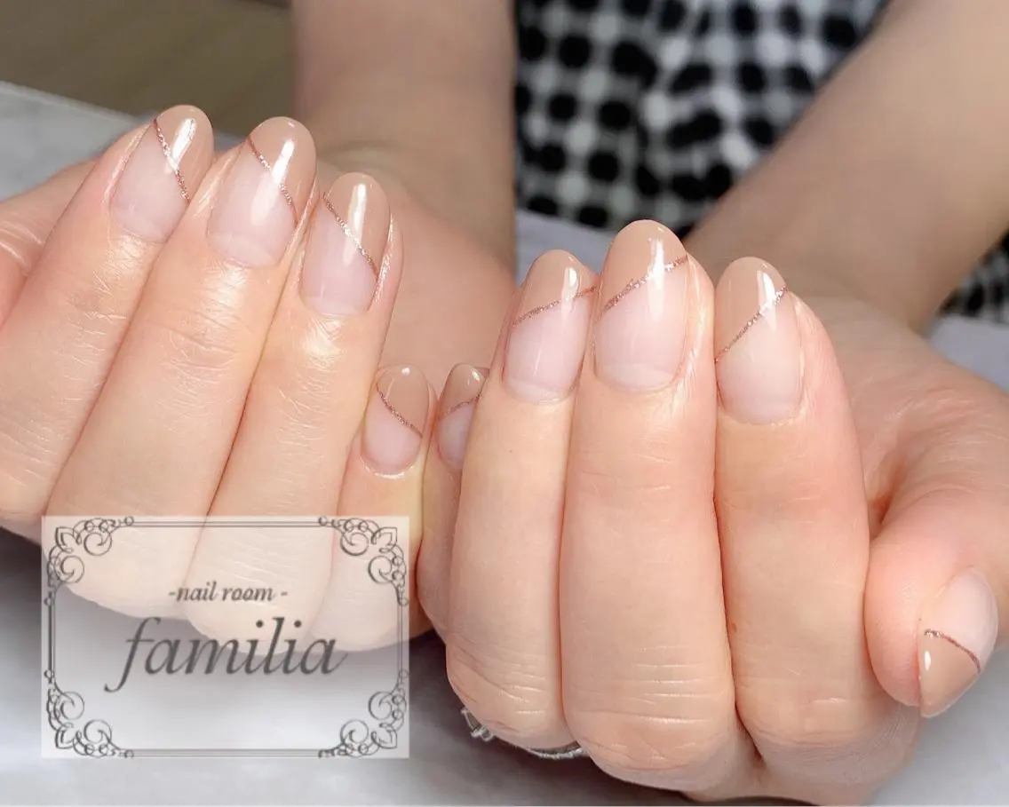 ネイル ハンドネイル -nailroom- familiaのネイルデザイン