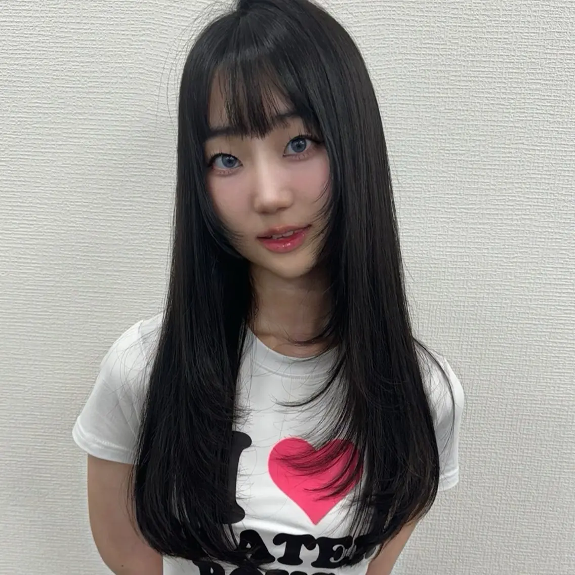 ロング ヘアアレンジ 顔まわりレイヤー 顔周りカット レイヤーカット カット トリートメント ヘッドスパ ヘアセット 韓国レイヤーカット /韓国トレンドカラーのヘアスタイル