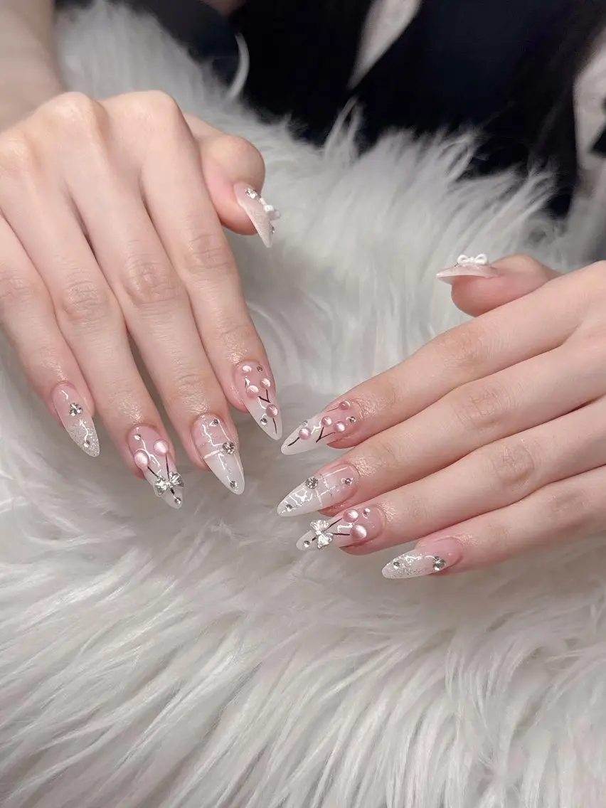 ネイル 長さ出し グラデーション 卒業式 キラキラネイル マグネットネイル ハンドネイル Lee Nailsのネイルデザイン