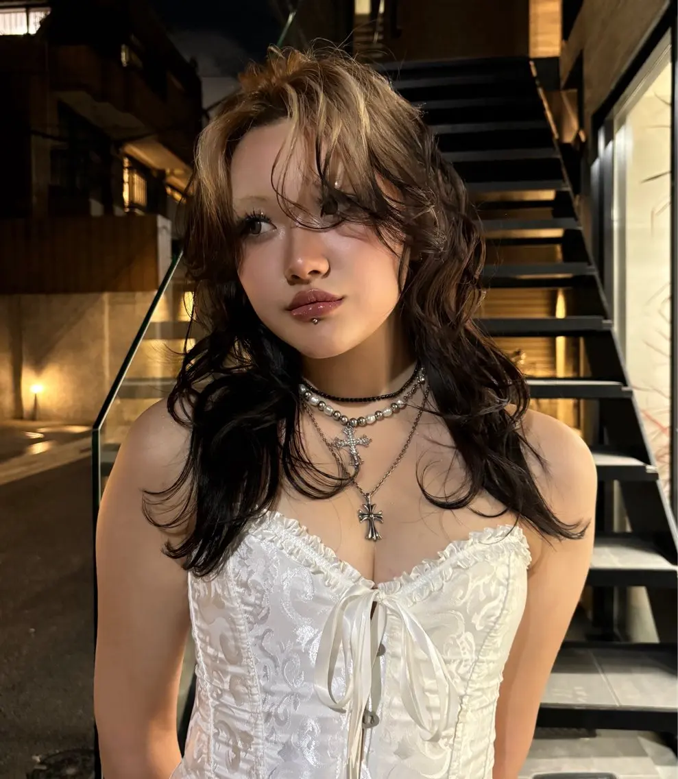 ロング 中川 舞依のヘアスタイル