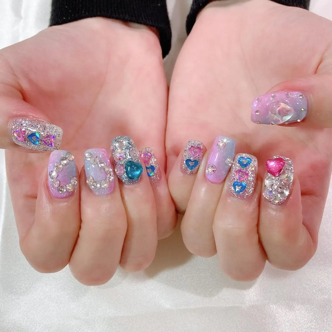 ネイル ブルー ジェルネイル ハート キラキラネイル パラジェル ハンドネイル Salon Ｋのネイルデザイン