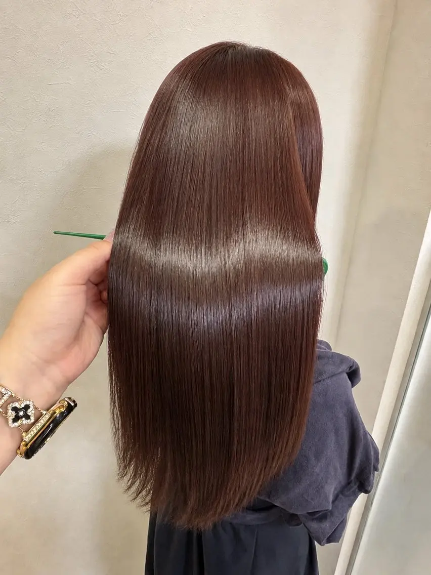 ロング ピンクブラウン 本山 ちはるのヘアスタイル
