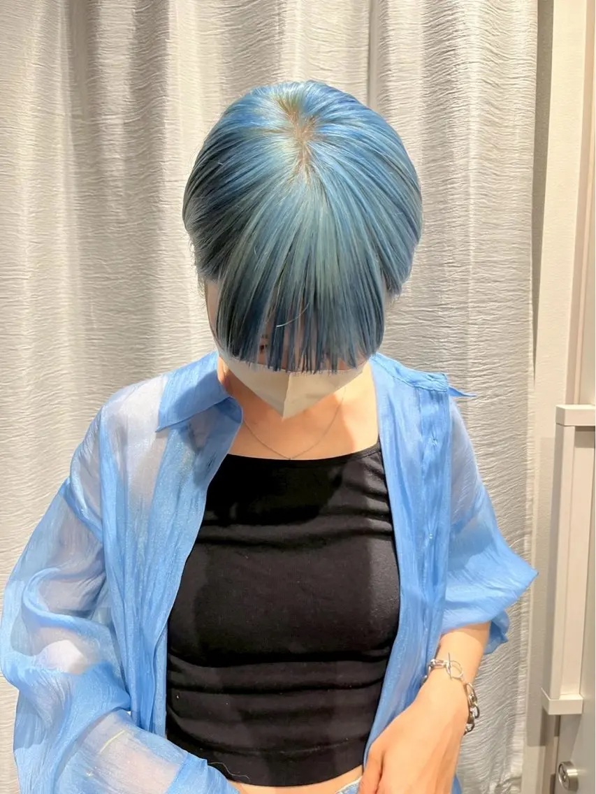 ショート カラー 透明感カラー 夏果⭐︎fifth 天神 海外風パーマのヘアスタイル