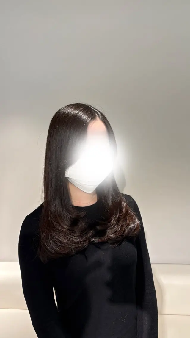 セミロング 【pyxis】 ひなのヘアスタイル