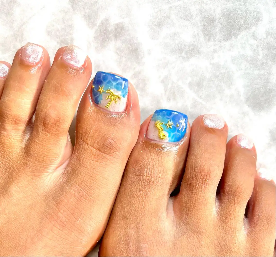 ネイル フットネイル ワンカラーネイル nails' it...のネイルデザイン