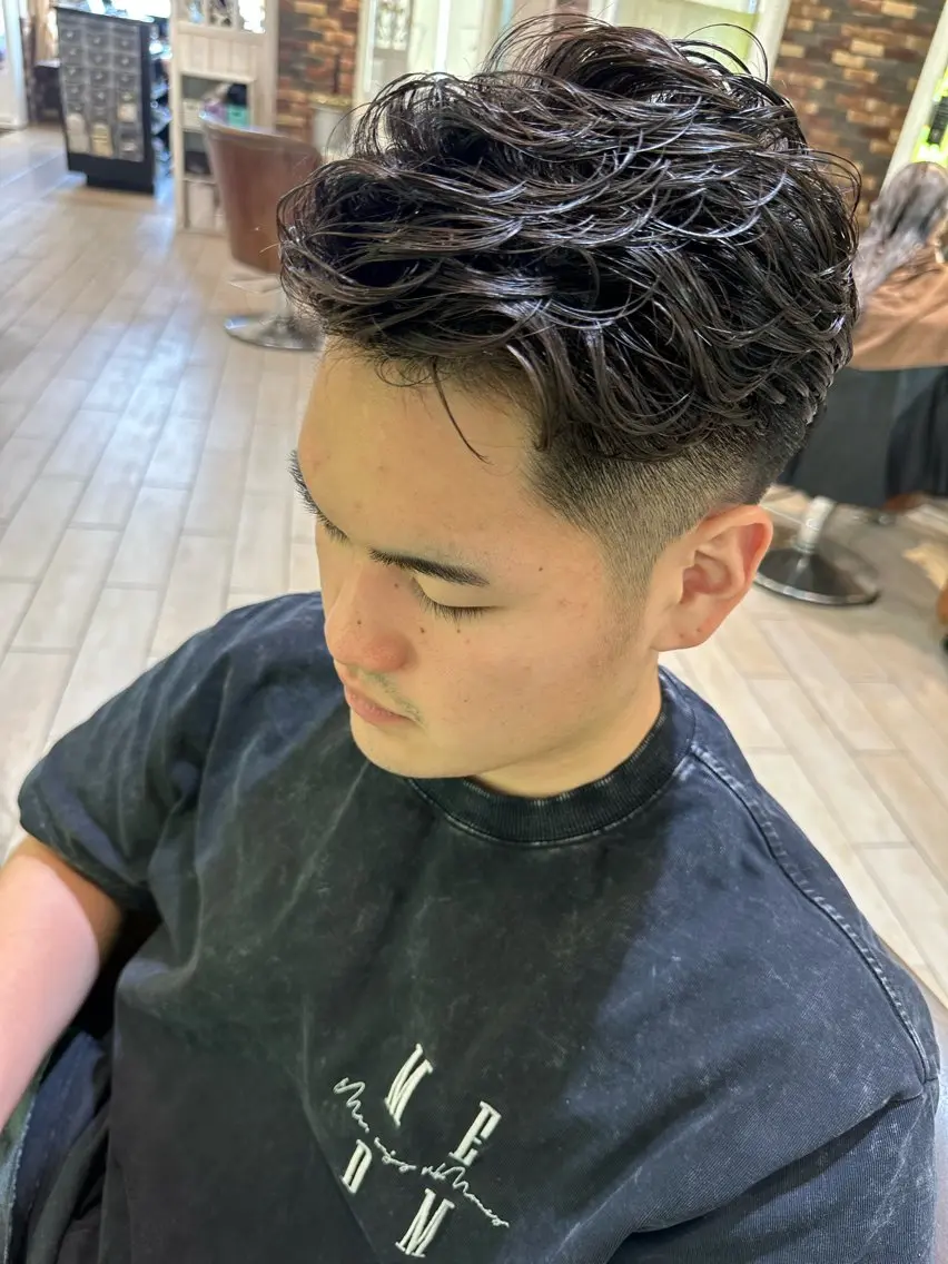パーマ メンズ カット パーマ メンズパーマ特化🔥 ツイスパ/シャドウのヘアスタイル