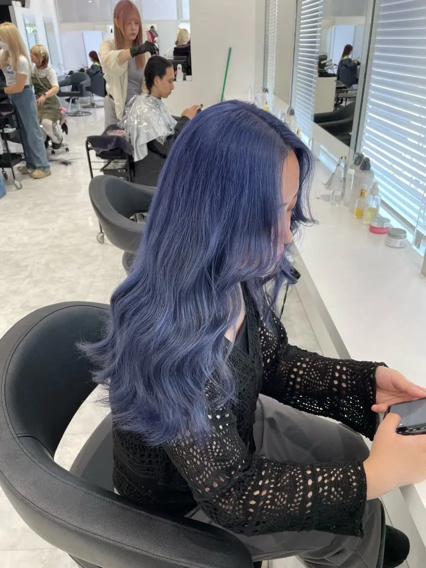 セミロング カラー ヘアアレンジ ブリーチ ブルーカラー ケアブリーチ ダブルカラー 髪質改善 🫧モテる💗ダメー ジレスハイトーン🫧のヘアスタイル