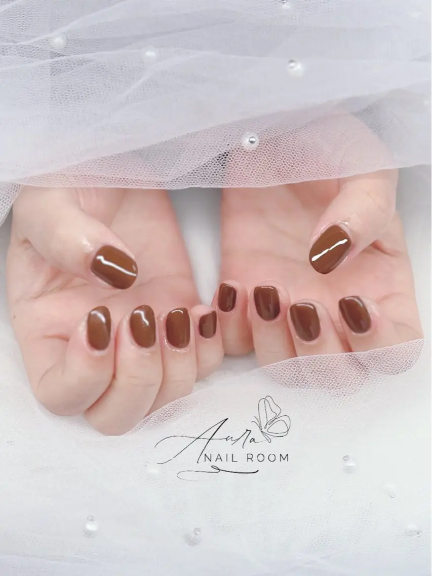 ネイル ワンカラーネイル Aura Nail Roomのネイルデザイン