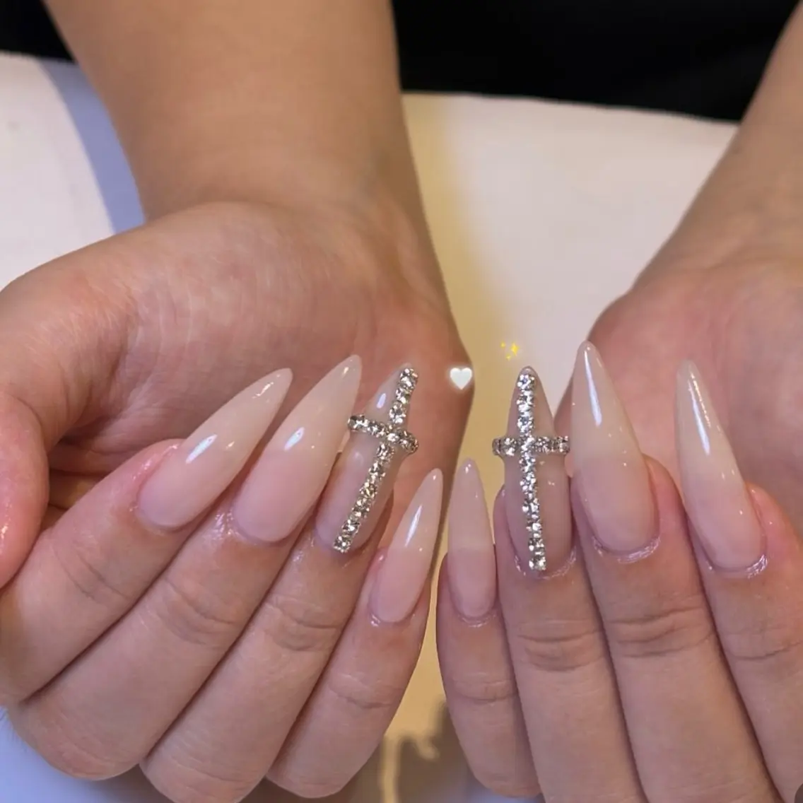 ネイル ハンドネイル BERA NAILSのネイルデザイン