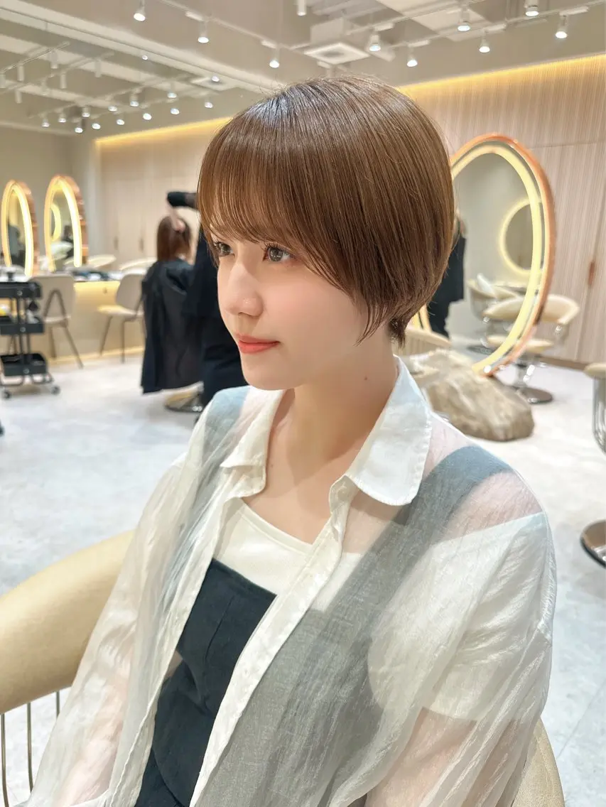 ショート カラー カット 縮毛矯正✨🫧 レイヤー川村利幸のヘアスタイル