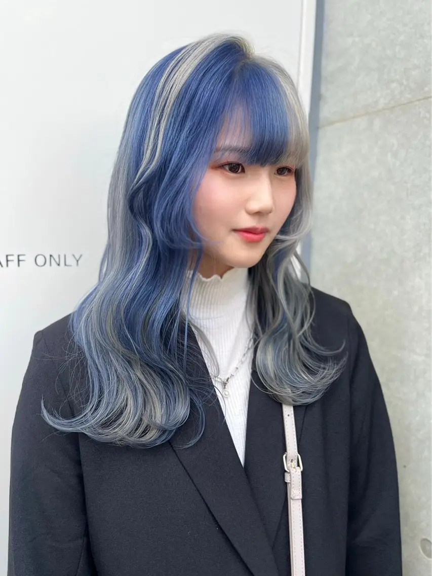 ロング ハイトーン🫧艶髪 MAIKAのヘアスタイル