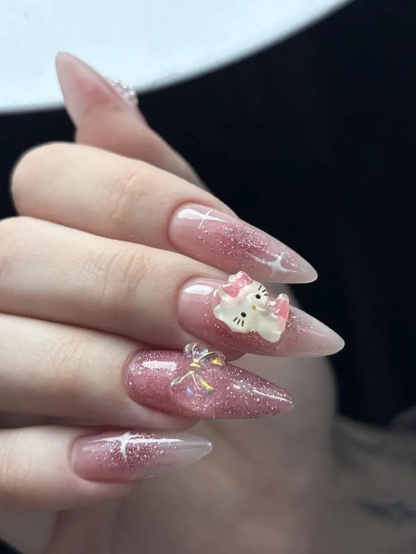 ネイル アートネイル 長さ出し ジェルネイル キラキラネイル 韓国ネイル ハンドネイル Rina Nail.Novaのネイルデザイン