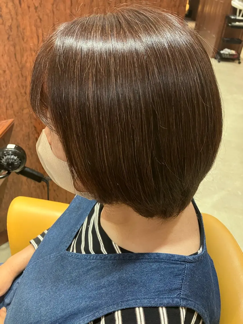 カラー ヘアカラー 千坂 優奈のヘアスタイル