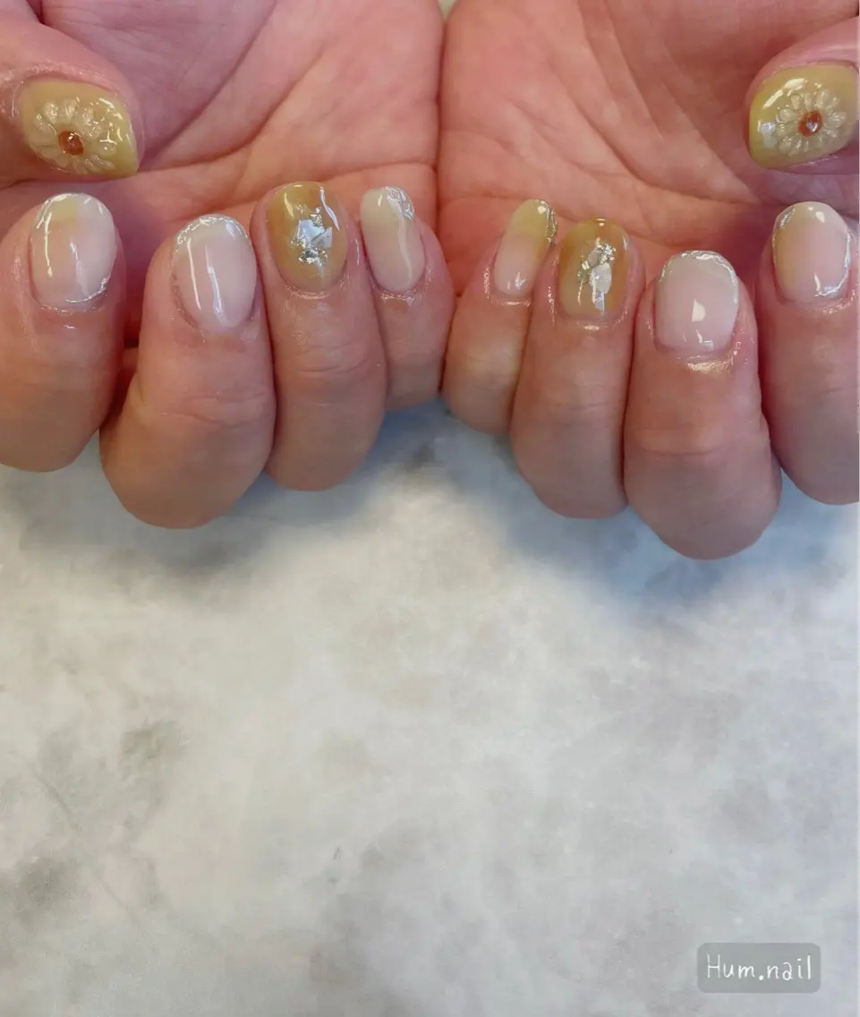 ネイル ハンドネイル Hum.nail （はむ.ねいる）のネイルデザイン
