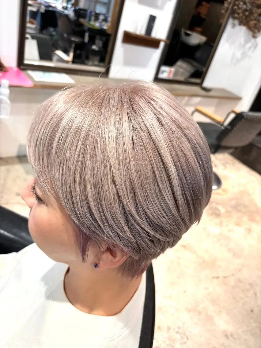 ショート カラー ブリーチ ハイトーンカラー カット ヘアカラー ギャルの革命児 秀斗のヘアスタイル