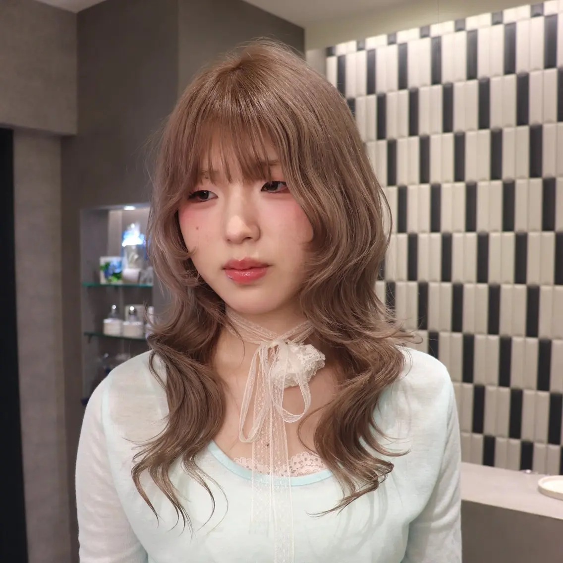 全頭ブリーチカラー+上質TR+韓国巻き仕上げ🫶🏻の写真