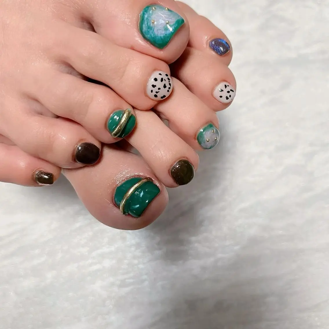 ネイル ハンドネイル & BE nail アンドビーネイルのネイルデザイン