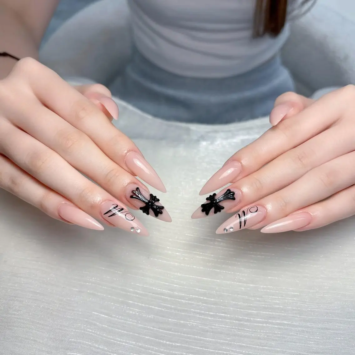 ネイル アートネイル 持ち込み ハンドネイル ハンドケア Dyo Nailのネイルデザイン