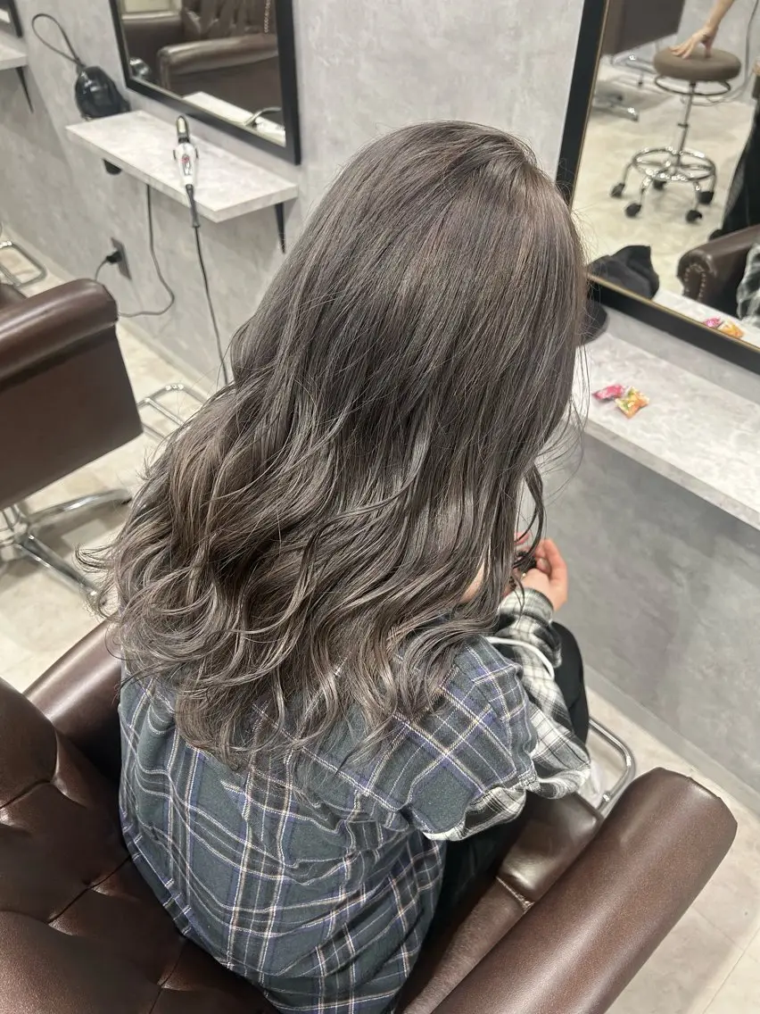 セミロング カラー ヘアカラー トリートメント 池袋/カラー特化🎨 ロング料金なし🩵のヘアスタイル