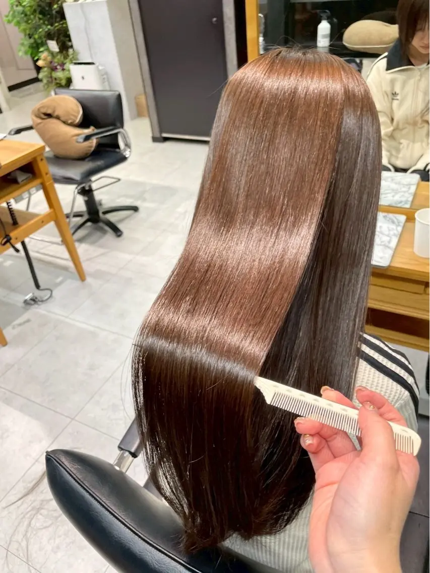 ロング 髪質改善 縮毛矯正 トリートメント 酸熱トリートメント トリートメント カラーモデル募集 🤍momoha🤍のヘアスタイル