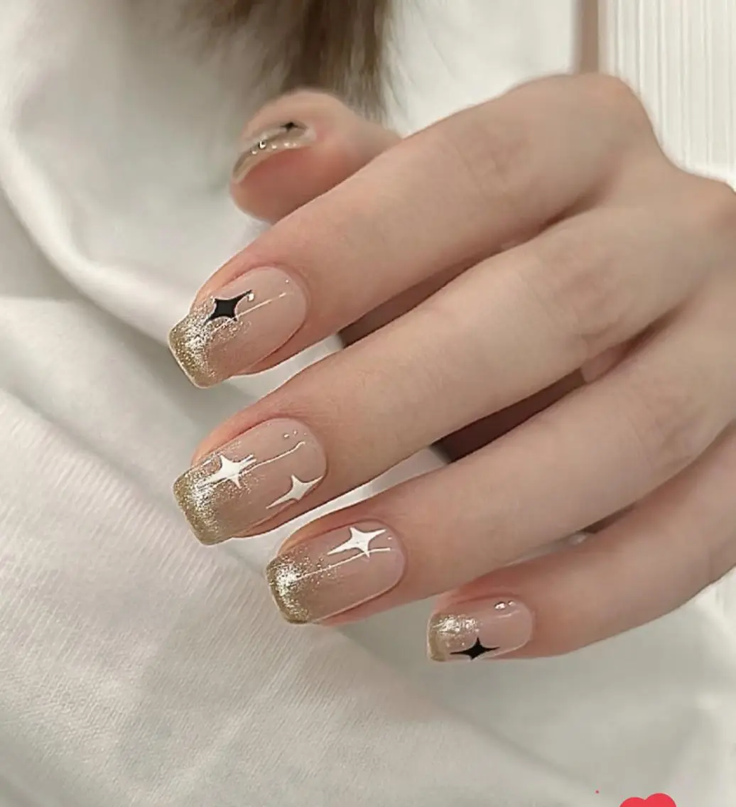ネイル ハンドネイル ハンドケア 🍑 momo_nailのネイルデザイン