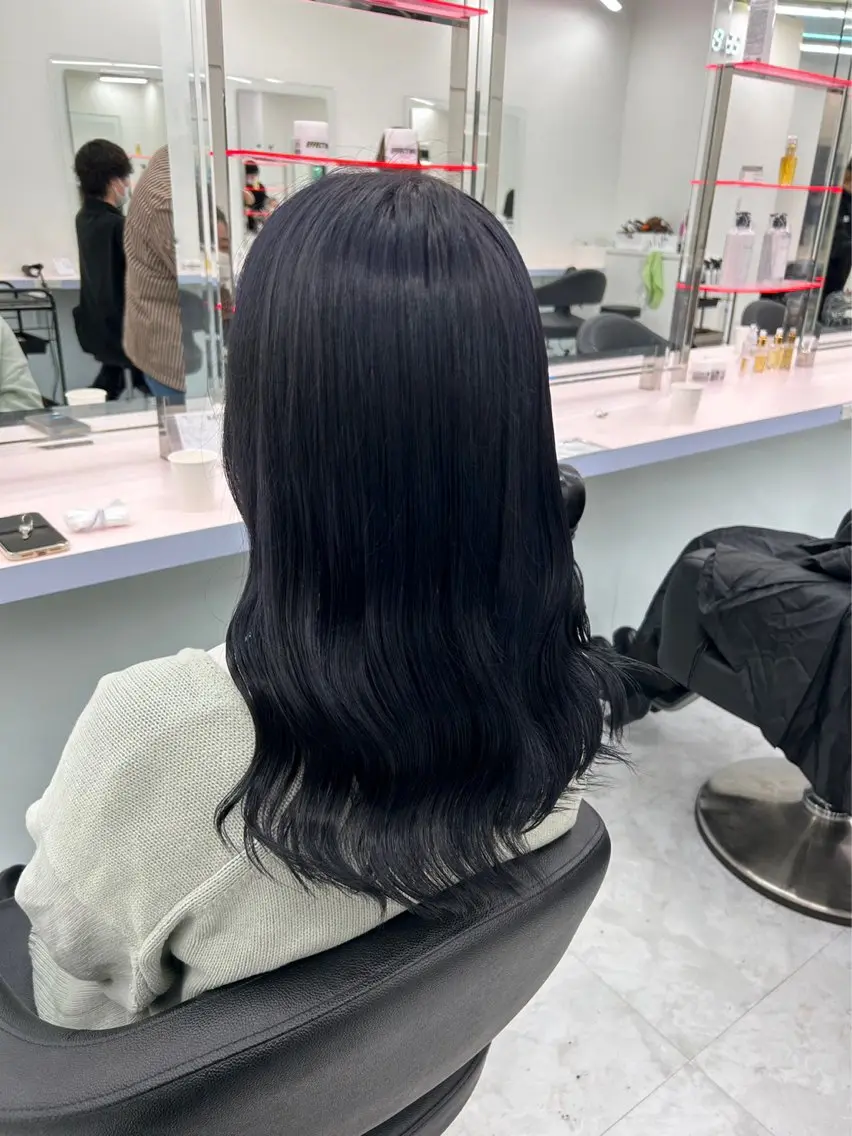 セミロング カラー パーマ ヘアアレンジ メンズ 🤍透明感カラー🤍 似合わせ🤍AINEのヘアスタイル