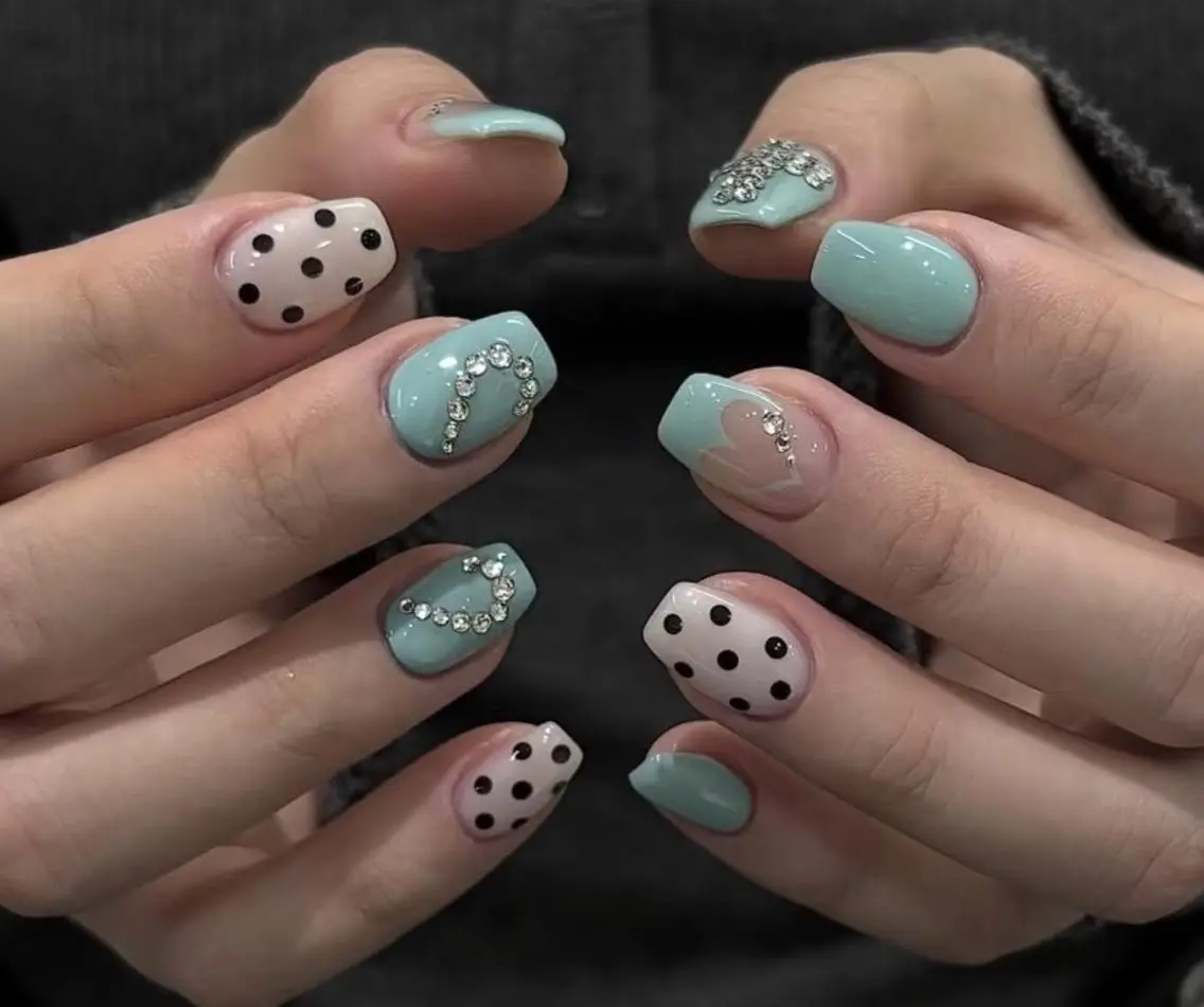 ネイル ハンドネイル TiTi Nail🫧のネイルデザイン