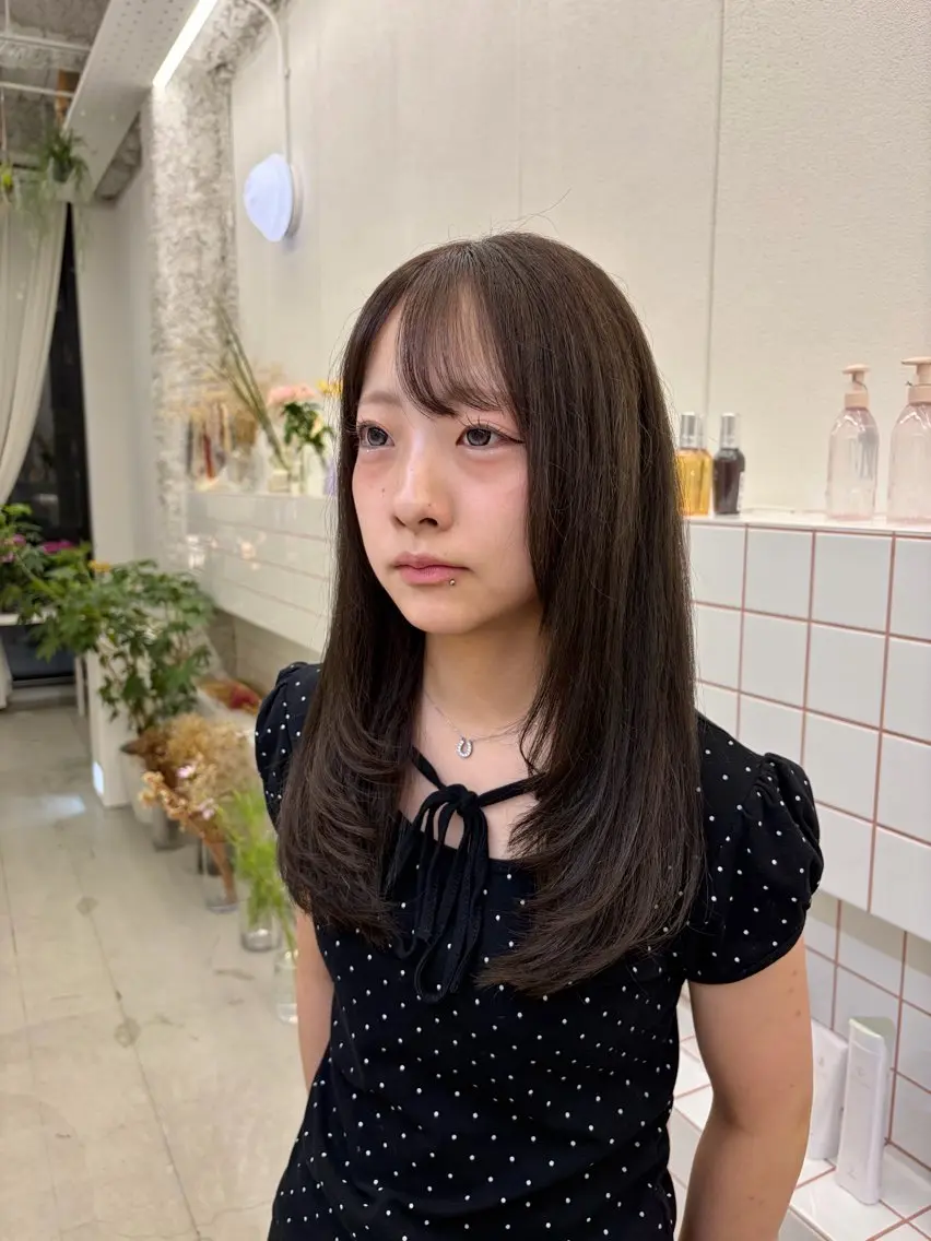 セミロング カラー カット 透明感カラー/名古屋 /栄/木下奈々望のヘアスタイル