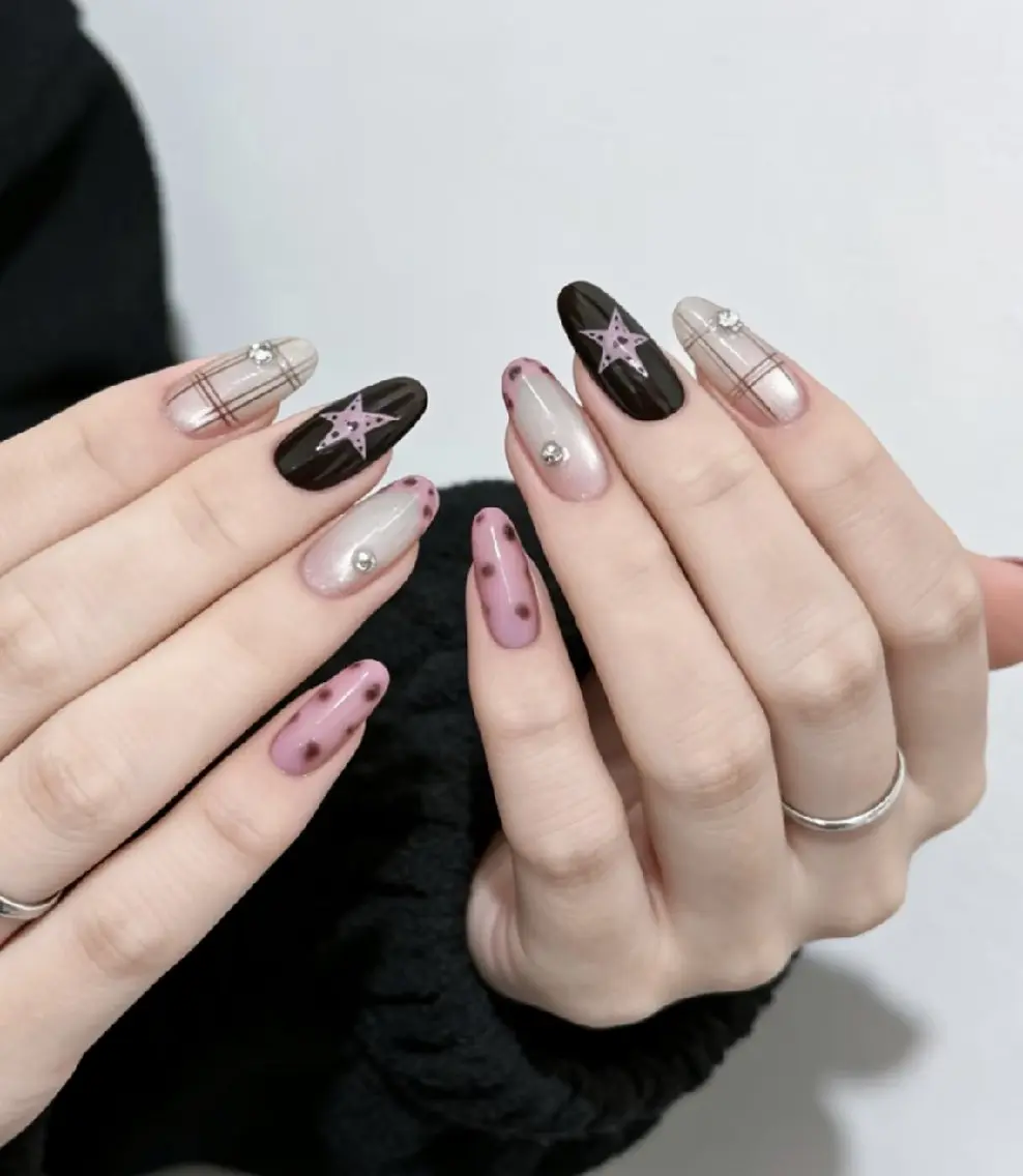 ネイル ハンドネイル スカルプ専門店 D-Beautyのネイルデザイン