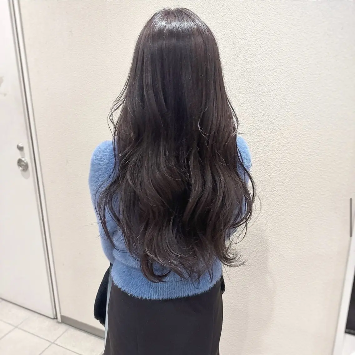 ロング 中村 佳歩のヘアスタイル