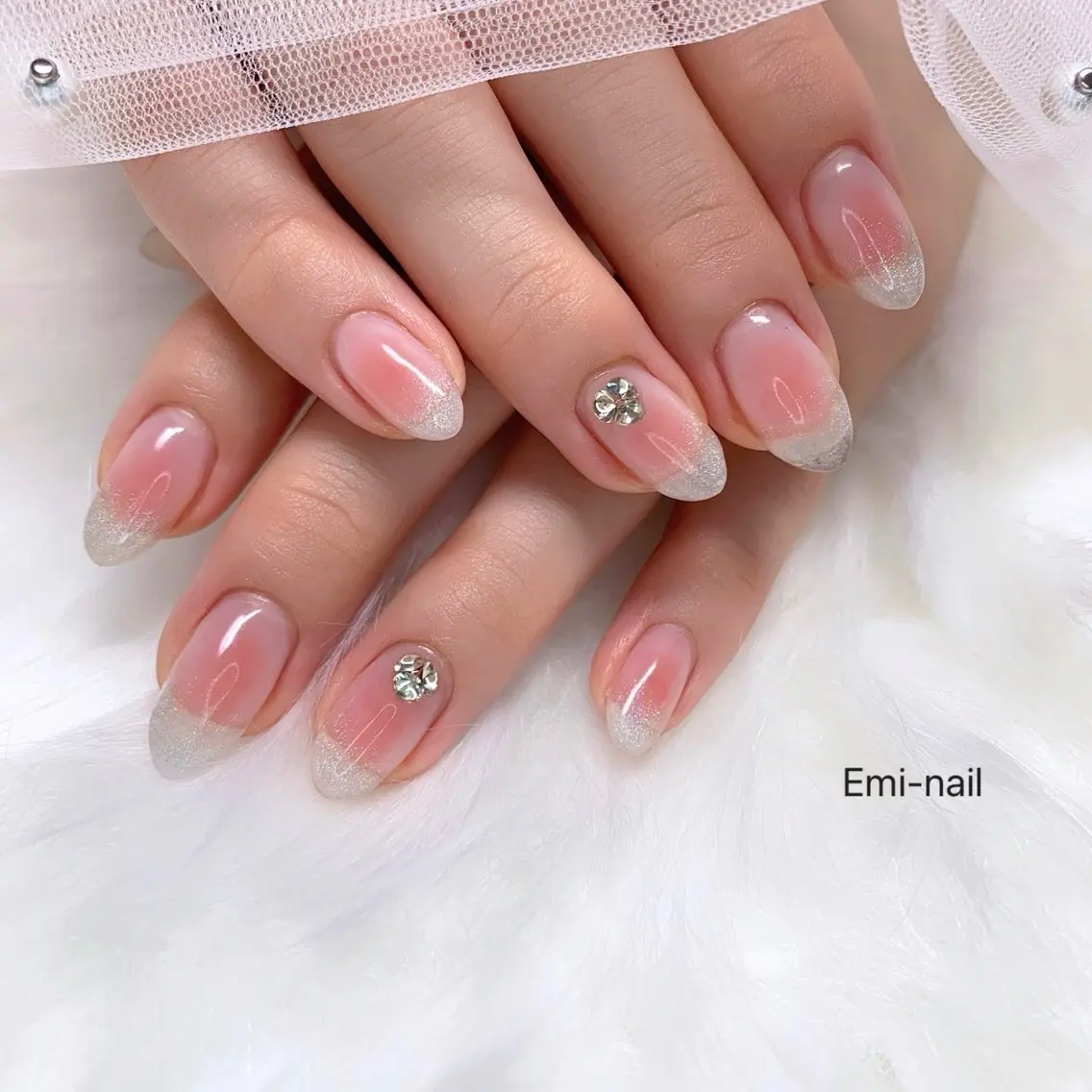 ネイル チークネイル Emi-nail 江﨑のネイルデザイン