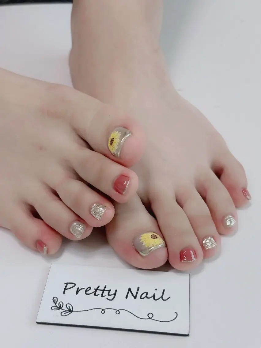 ネイル フットネイル Prettynail 本厚木自宅サロンのネイルデザイン