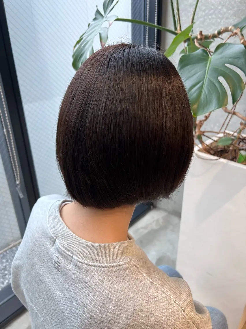 ショート ヘアカラー うるツヤ透明感カラー 𝐀𝐲𝐚𝐦𝐢のヘアスタイル