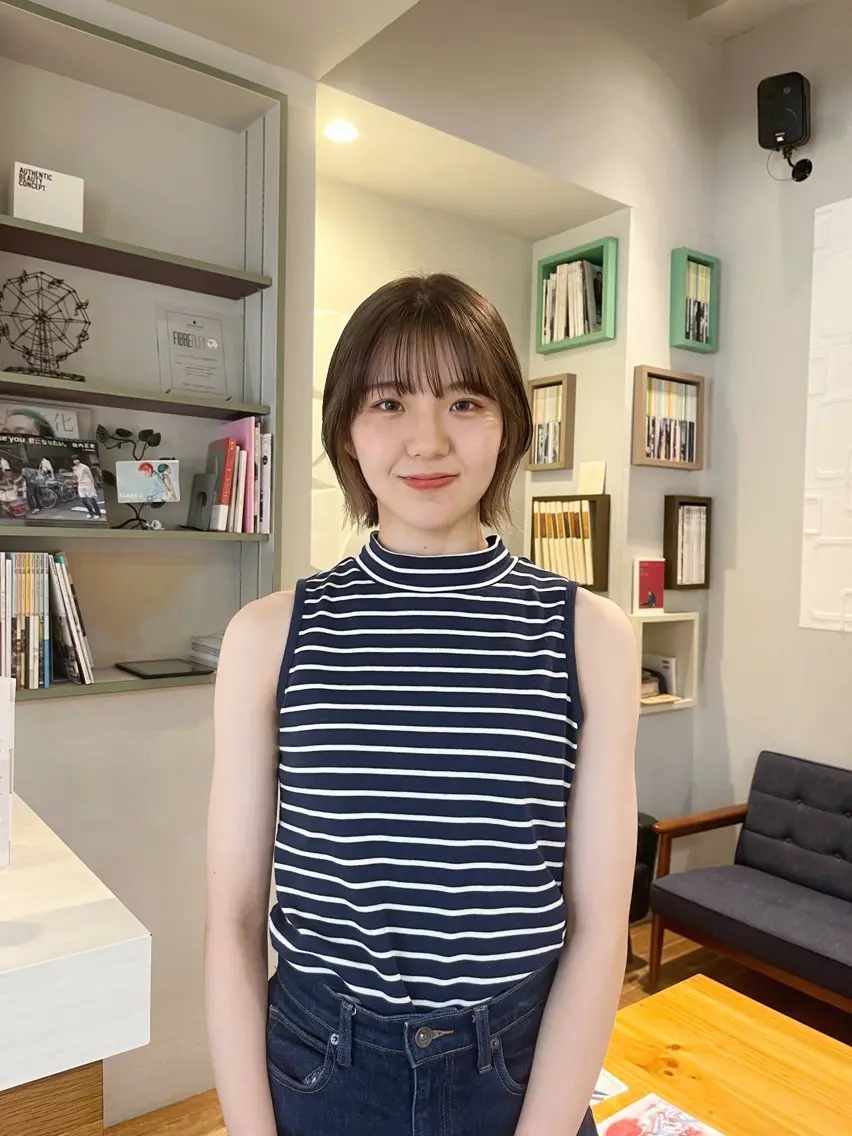 ショート ボブ 伸ばしかけ ショートヘア かわい りほのヘアスタイル