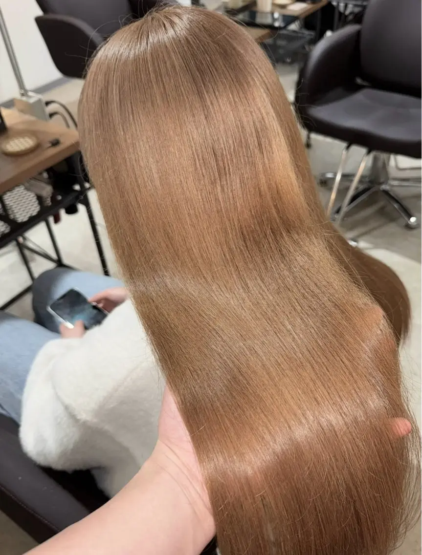 セミロング カラー ベージュカラー カット ヘアカラー トリートメント 🌙似合わせカット ⭐️ハイトーンボブのヘアスタイル