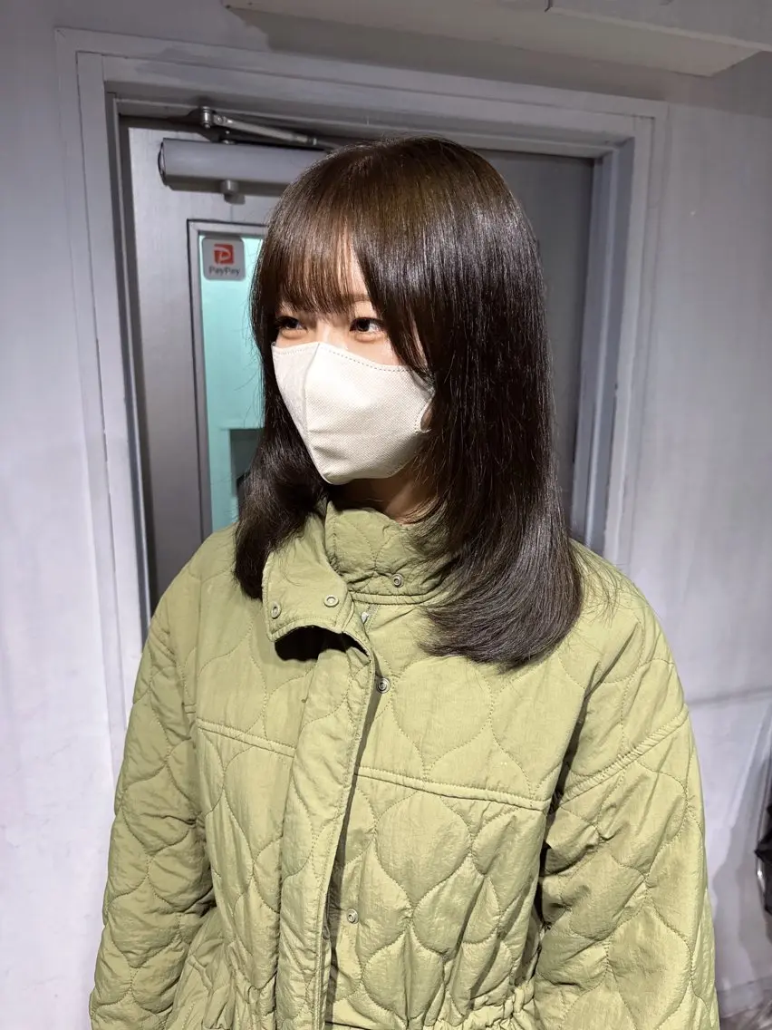 セミロング カラー カット ヘアカラー NANAMI🩵 大人可愛い韓国ヘアのヘアスタイル