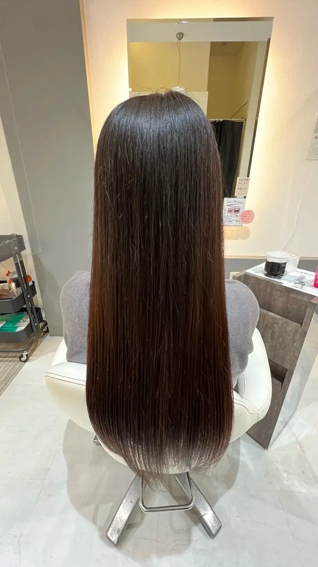 ロング 近藤 羽南のヘアスタイル