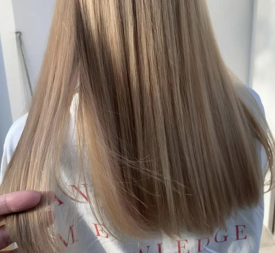 ミディアム パーマ カラー ショートボブ ミディアムパーマ アディクシーカラー ブリーチ ケアブリーチ ヘアカラー トリートメント CEINE OURのヘアスタイル