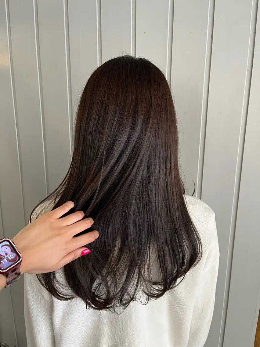 ロング 田中 結月のヘアスタイル